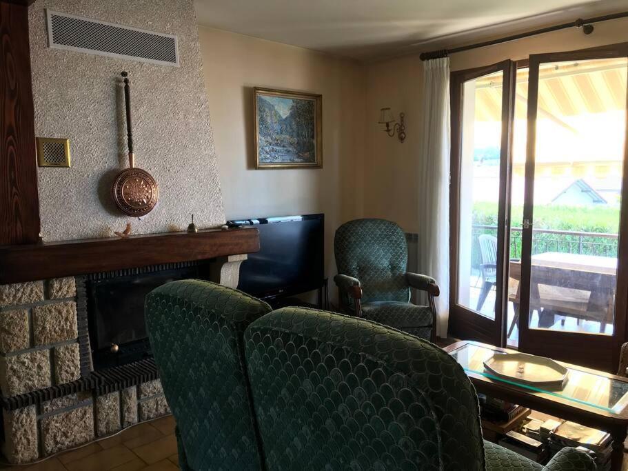 Comme Chez Mamie, Maison Entiere 1-6 Personnes Alby-sur-Cheran Exterior photo