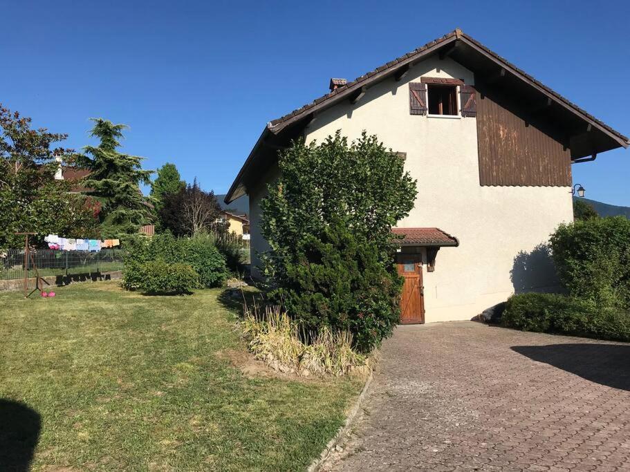 Comme Chez Mamie, Maison Entiere 1-6 Personnes Alby-sur-Cheran Exterior photo