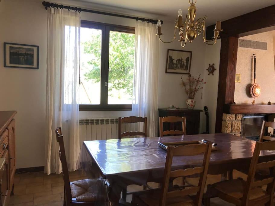 Comme Chez Mamie, Maison Entiere 1-6 Personnes Alby-sur-Cheran Exterior photo